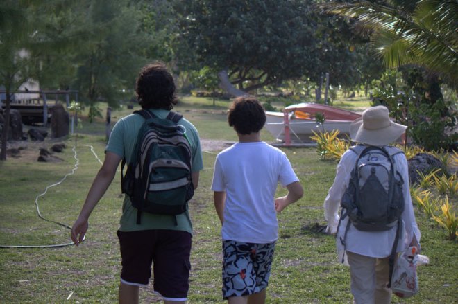 Matiu, Dani and me walking